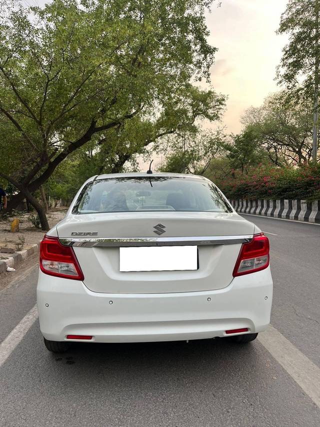 https://images10.gaadi.com/usedcar_image/4560735/original/processed_59769955cdb0444b75d75972c9c1713f.jpg?imwidth=6401