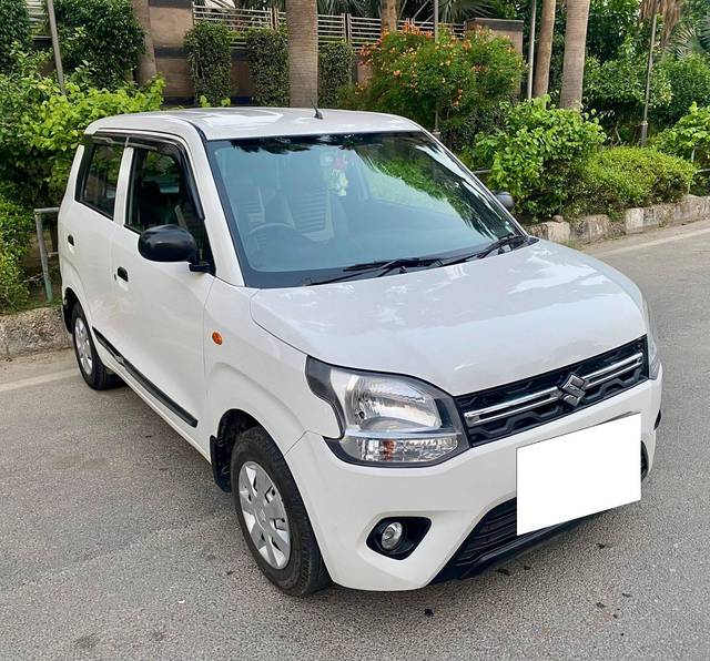 https://images10.gaadi.com/usedcar_image/4560748/original/processed_35940490d92128574abbdab712d89425.jpg?imwidth=6400