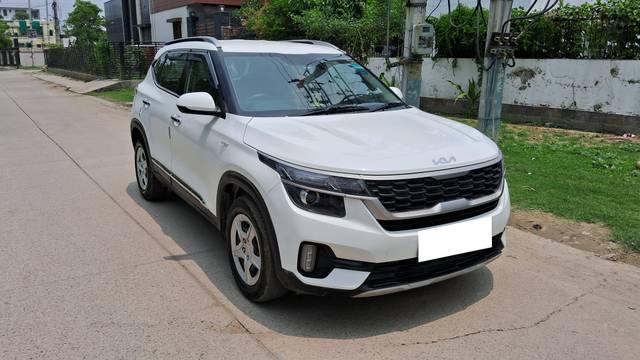 https://images10.gaadi.com/usedcar_image/4560758/original/processed_917487789a136f86ecb15f0ea2b06eb0.jpg?imwidth=6400