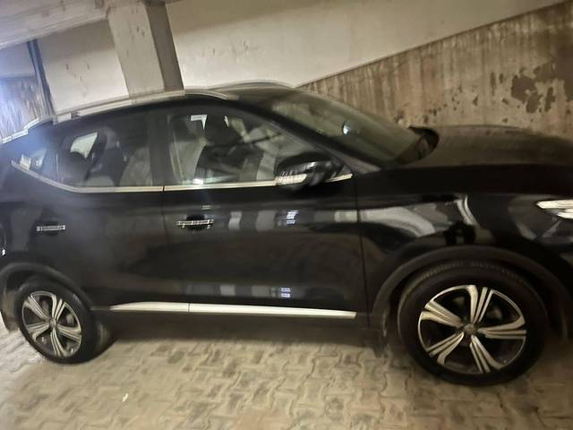 https://images10.gaadi.com/usedcar_image/4560762/original/processed_10599db7d213887b844314529684c7cb.jpg?imwidth=6401