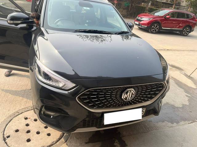 https://images10.gaadi.com/usedcar_image/4560762/original/processed_9991c76cf958bd7ed8108e3204e332c3.jpg?imwidth=6400
