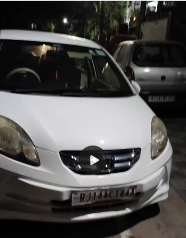 https://images10.gaadi.com/usedcar_image/4560817/original/fa3949fb-8ce5-465c-b0ca-4c640e0755db.png?imwidth=6400