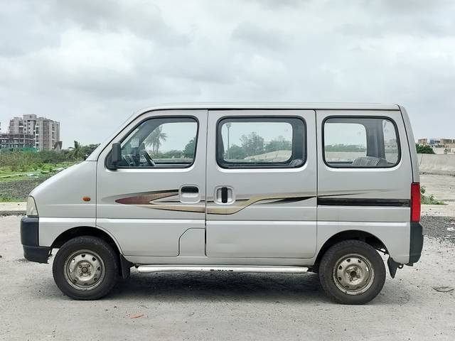 https://images10.gaadi.com/usedcar_image/4560851/original/35990988827e5b3f2f0db7f524966786.jpg?imwidth=6401