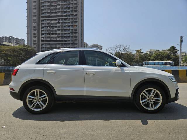 https://images10.gaadi.com/usedcar_image/4560860/original/ec5a074f035a674f00e1f27887ab6dd5.jpg?imwidth=6401