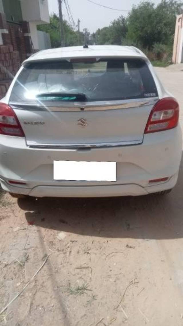 https://images10.gaadi.com/usedcar_image/4560886/original/processed_a6a35d6f-b909-4d4f-b09c-d9b27f936d29.jpg?imwidth=6400