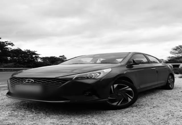 https://images10.gaadi.com/usedcar_image/4560906/original/7617269d-09c9-492e-98b2-01a939187d5d.?imwidth=6400