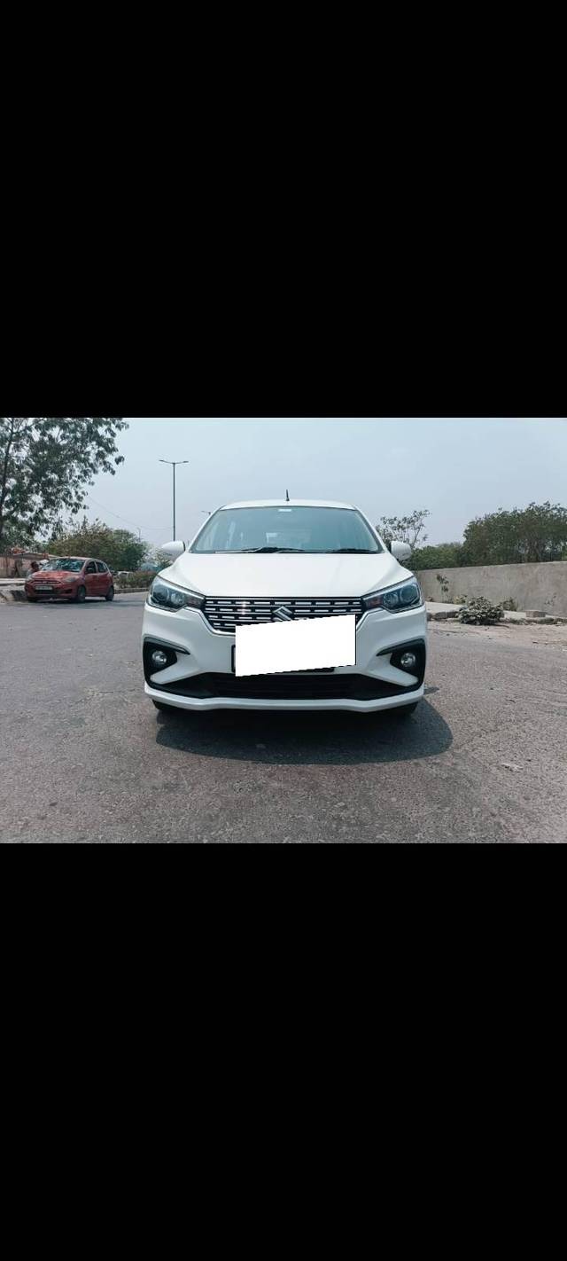 https://images10.gaadi.com/usedcar_image/4560915/original/processed_cc8edd907f305e30dd70fa83a00d443a.jpg?imwidth=6400