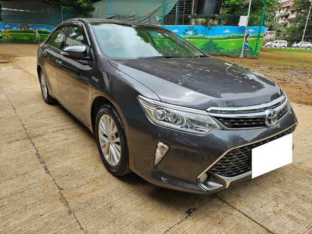 https://images10.gaadi.com/usedcar_image/4560929/original/processed_6d9c1bb73a641d67328169d4142e2d92.jpg?imwidth=6400