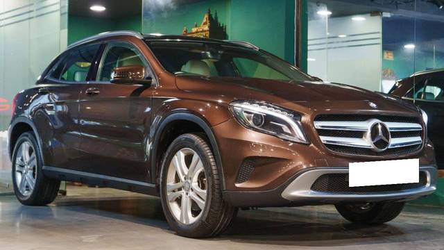 https://images10.gaadi.com/usedcar_image/4560938/original/processed_8f8746eb3f8bdb9f1097474d9ba8604b.jpg?imwidth=6400