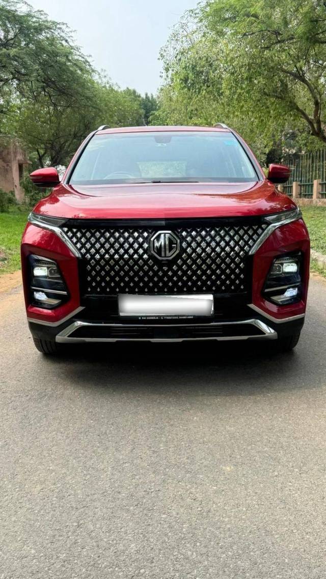 https://images10.gaadi.com/usedcar_image/4560943/original/processed_279f2f49e703599e957fe614b88e8a94.jpg?imwidth=6400