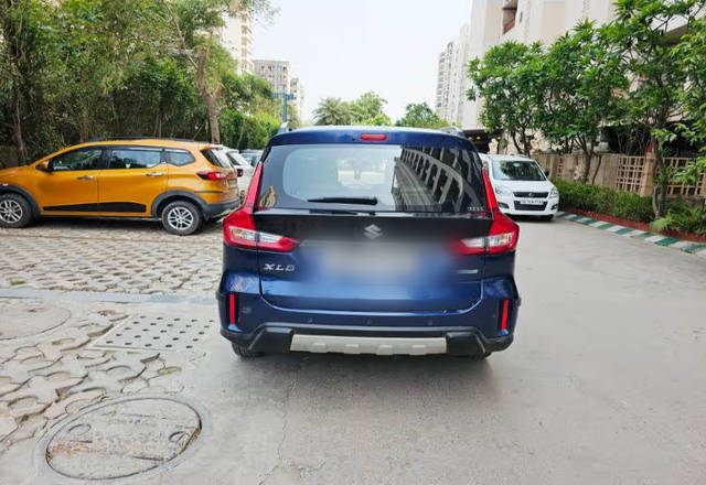 https://images10.gaadi.com/usedcar_image/4560958/original/e4b24451-f4e4-461c-b425-e79817f9035f.?imwidth=6400