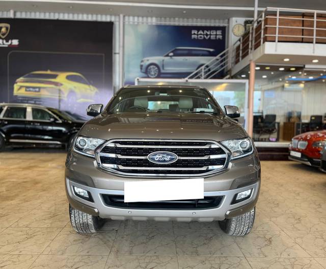 https://images10.gaadi.com/usedcar_image/4560965/original/processed_e01c0e37fad4b22291eb27ff6f1c336f.jpg?imwidth=6400