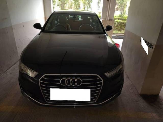 https://images10.gaadi.com/usedcar_image/4560970/original/processed_d87e7447-d60f-42d5-b8e7-dd911fb03dbd.jpg?imwidth=6400