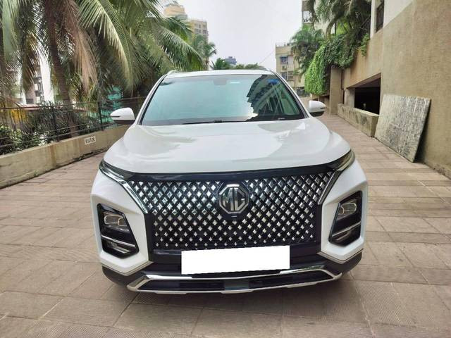 https://images10.gaadi.com/usedcar_image/4561013/original/processed_11103839c924007796a4f6376cb784a3.jpeg?imwidth=6400
