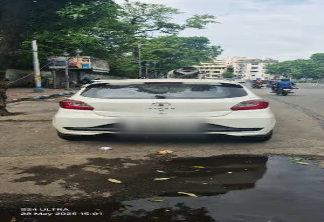 https://images10.gaadi.com/usedcar_image/4561014/original/42cac2a3-576a-49ab-b9f3-408b7185e27a.?imwidth=6401