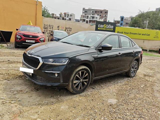 https://images10.gaadi.com/usedcar_image/4561016/original/processed_88844c26771ea15f606db7a9b29f4b57.jpg?imwidth=6401
