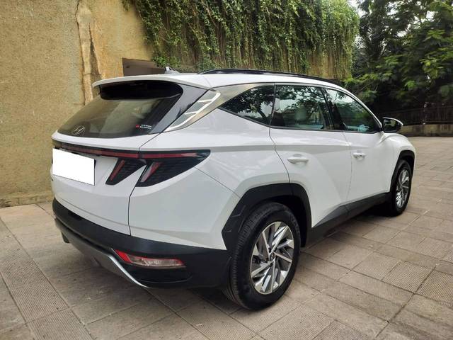 https://images10.gaadi.com/usedcar_image/4561021/original/processed_aec7c1cf888aee6578776303212c01b1.jpeg?imwidth=6402