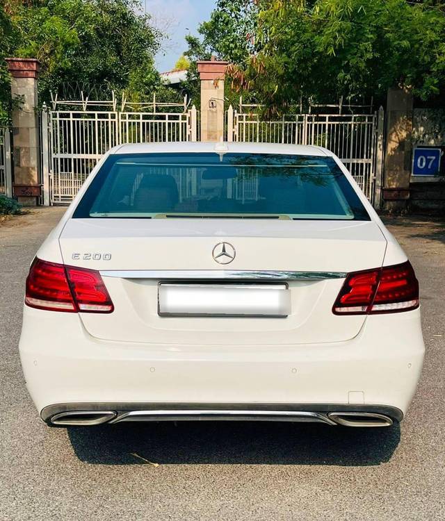 https://images10.gaadi.com/usedcar_image/4561029/original/processed_f3fca9a6cc3f18296d17312eedb8d10a.jpg?imwidth=6401