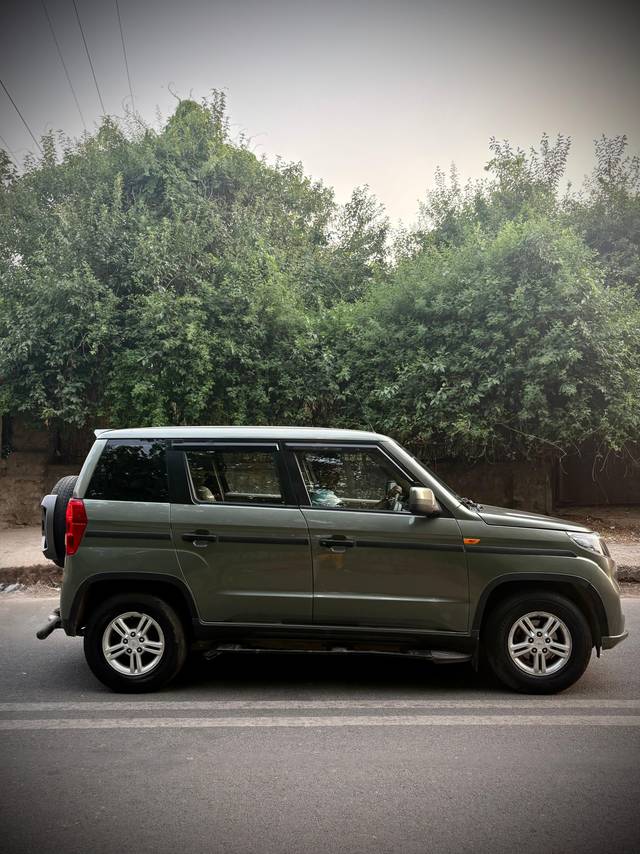 https://images10.gaadi.com/usedcar_image/4561030/original/c4deb60ab221b0be67d1dafbce8c658f.jpg?imwidth=6401