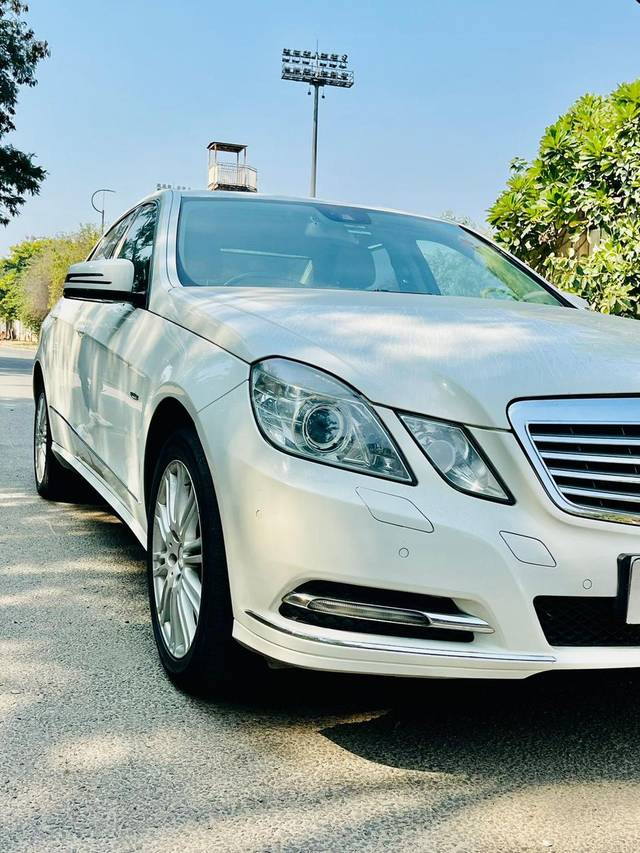https://images10.gaadi.com/usedcar_image/4561039/original/d0e066803322fb1c3d836e5196498f3b.jpg?imwidth=6400