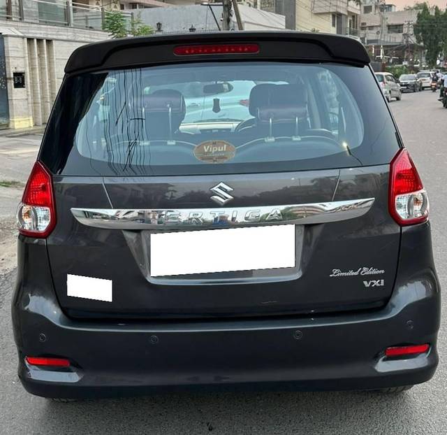 https://images10.gaadi.com/usedcar_image/4561047/original/processed_cb802132bd7f2fd92f37798a57cfb569.jpg?imwidth=6401