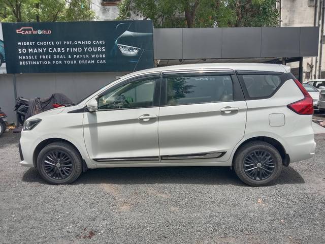 https://images10.gaadi.com/usedcar_image/4561067/original/processed_39ba5213a076b45c2ed3f241244b77da.jpg?imwidth=6402