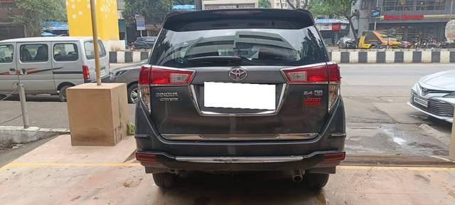 https://images10.gaadi.com/usedcar_image/4561076/original/processed_1a059feb7da1996458b856fee4892541.jpeg?imwidth=6401