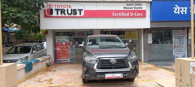 https://images10.gaadi.com/usedcar_image/4561076/original/processed_ba8b7790df56a5ce036d66b27d28cb51.jpeg?imwidth=6402