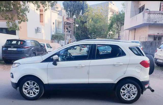 https://images10.gaadi.com/usedcar_image/4561103/original/65783ca1-879c-4f1f-96d9-2ea7663b1a25.jpg?imwidth=6400