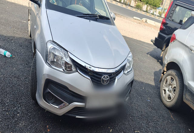 https://images10.gaadi.com/usedcar_image/4561105/original/adc1bba4-ce53-4785-bcfe-479df4be9d6d.?imwidth=6402