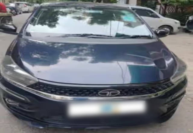 https://images10.gaadi.com/usedcar_image/4561106/original/e701b30d-12ff-434f-8b4c-fbf7c100aefc.?imwidth=6400