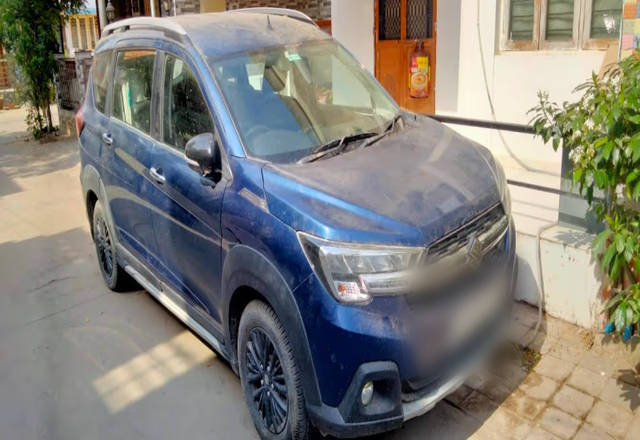 https://images10.gaadi.com/usedcar_image/4561139/original/819f2d4c-4fab-4ae9-8de4-556154300189.?imwidth=6400
