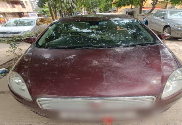 https://images10.gaadi.com/usedcar_image/4561144/original/05252f53-dba1-4f24-b889-ed76698309a8.?imwidth=6400