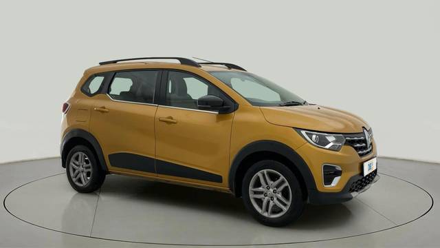 https://images10.gaadi.com/usedcar_image/4561180/original/8c91dfd23b46650ac90d1775e65ba810.jpg?imwidth=6400