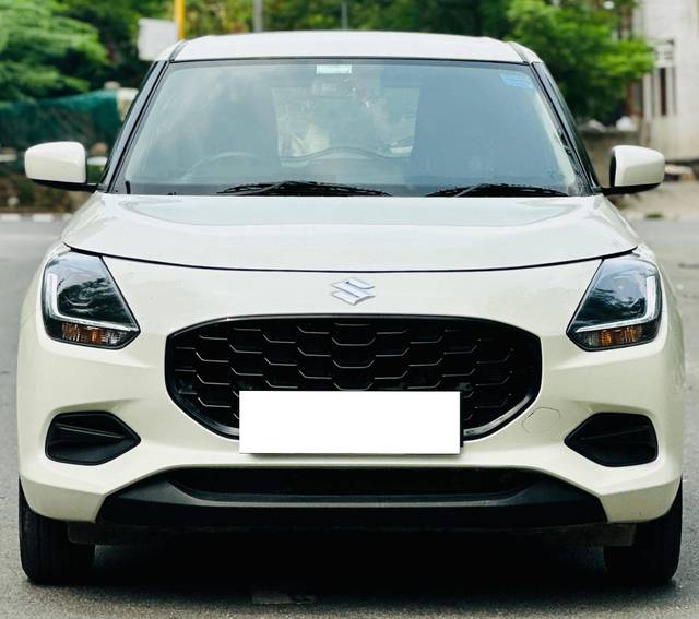 https://images10.gaadi.com/usedcar_image/4561185/original/processed_1bf06c4dc62b7e59554e5391e1e025a1.jpg?imwidth=6401