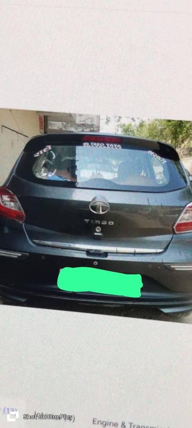 https://images10.gaadi.com/usedcar_image/4561189/original/processed_c90905d69484c294b75e12810ec2b25d.jpg?imwidth=6400