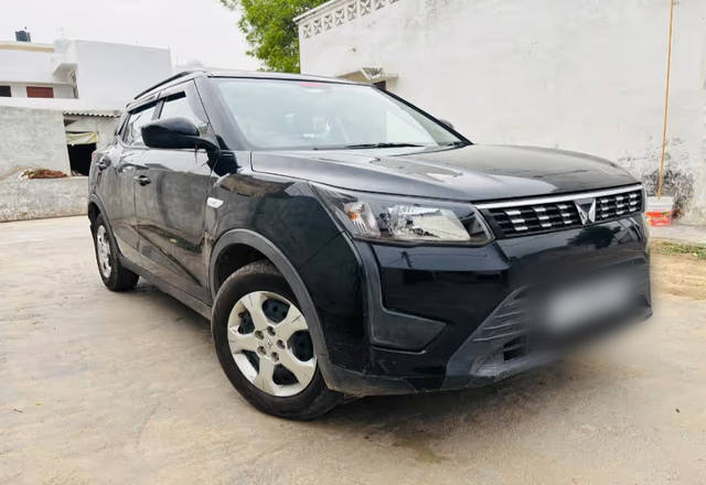https://images10.gaadi.com/usedcar_image/4561194/original/0afe1fc4-6dc9-4483-8bc3-a65b846fcdcf.?imwidth=6400
