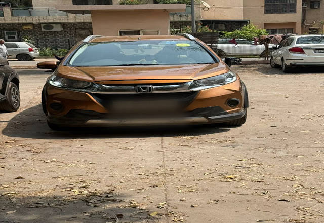 https://images10.gaadi.com/usedcar_image/4561211/original/ac4057cf-b076-484b-8bba-09eadcba8624.?imwidth=6400