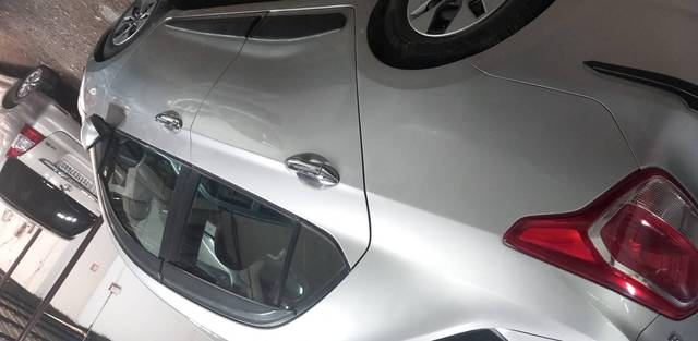https://images10.gaadi.com/usedcar_image/4561271/original/processed_8bf34b7b094975b42fc8d008f74ee980.jpg?imwidth=6400