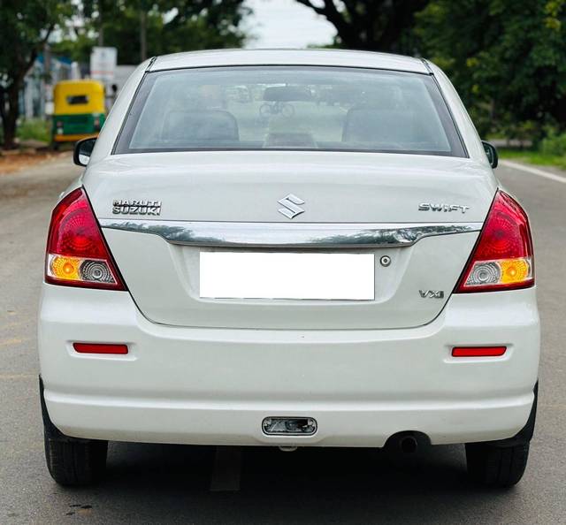 https://images10.gaadi.com/usedcar_image/4561277/original/processed_1e6e6e346d012fc0f7d5dfd130a46c32.jpg?imwidth=6402