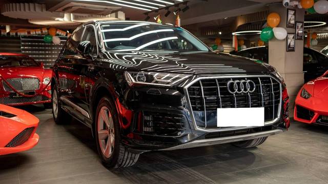 https://images10.gaadi.com/usedcar_image/4561281/original/processed_67210ce02b8e6faf52b00e3cfc0632d8.jpg?imwidth=6400