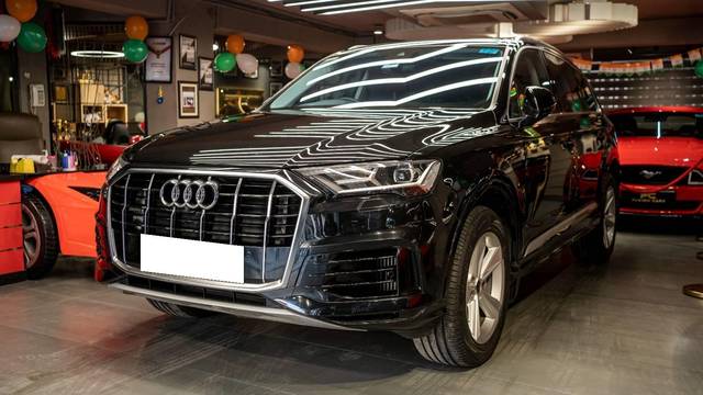 https://images10.gaadi.com/usedcar_image/4561281/original/processed_964340ab1037aeb7a0d147c54281bdfd.jpg?imwidth=6402