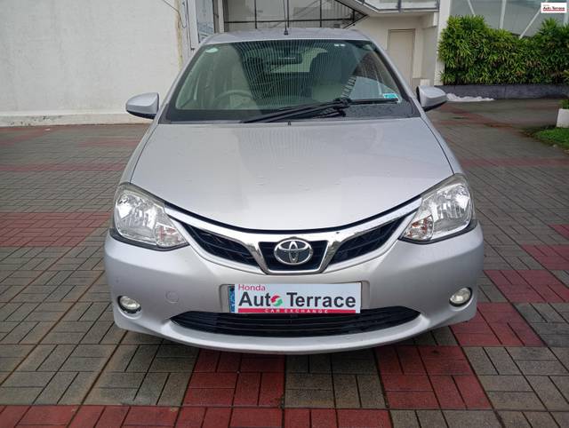 https://images10.gaadi.com/usedcar_image/4561283/original/3676762f5c41de4e05e164c030c601f3.jpg?imwidth=6400