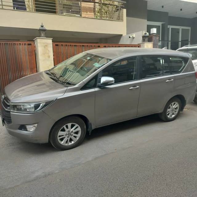 https://images10.gaadi.com/usedcar_image/4561284/original/8c28d3ef67e944476f332056c540ebbc.jpg?imwidth=6400