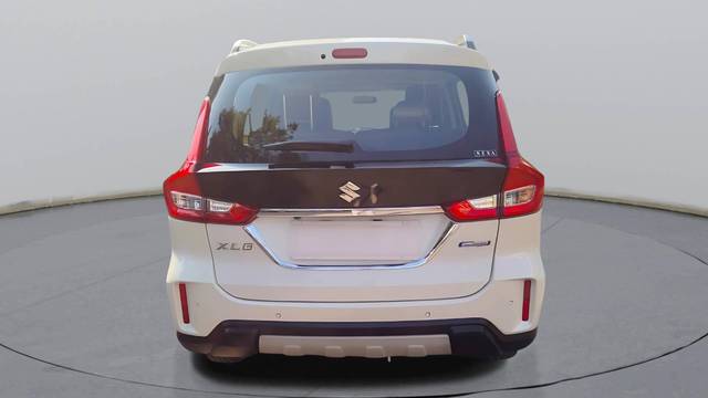 https://images10.gaadi.com/usedcar_image/4561295/original/processed_96f57f658fbc95a03da6d565b0a075cc.jpeg?imwidth=6402