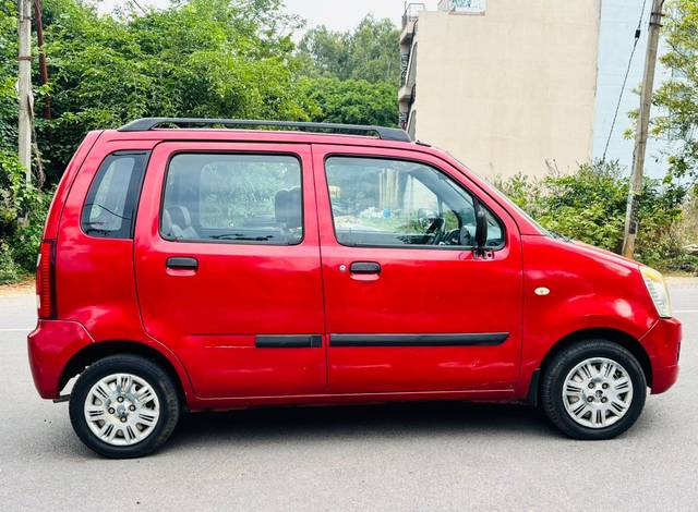 https://images10.gaadi.com/usedcar_image/4561306/original/c65407cbb37c163cbd4eadc22620f07b.jpg?imwidth=6401