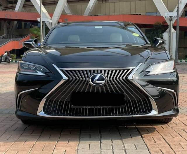 https://images10.gaadi.com/usedcar_image/4561308/original/processed_2d118a6f8f48da0f6854fd2cfdf7eda8.jpg?imwidth=6400