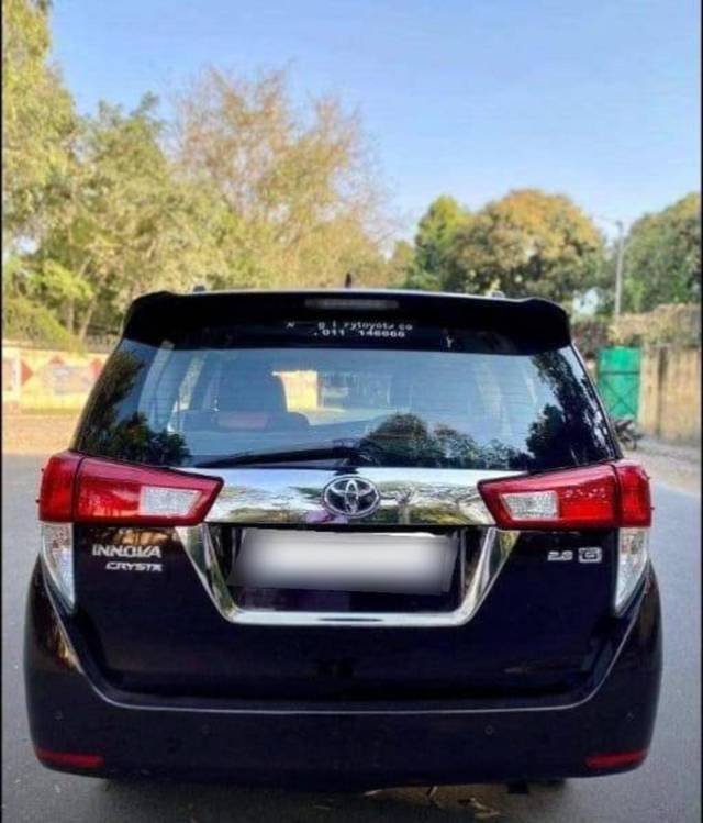 https://images10.gaadi.com/usedcar_image/4561312/original/processed_2e80efa62cf5cf3c56e4c38ee64986d2.jpg?imwidth=6401