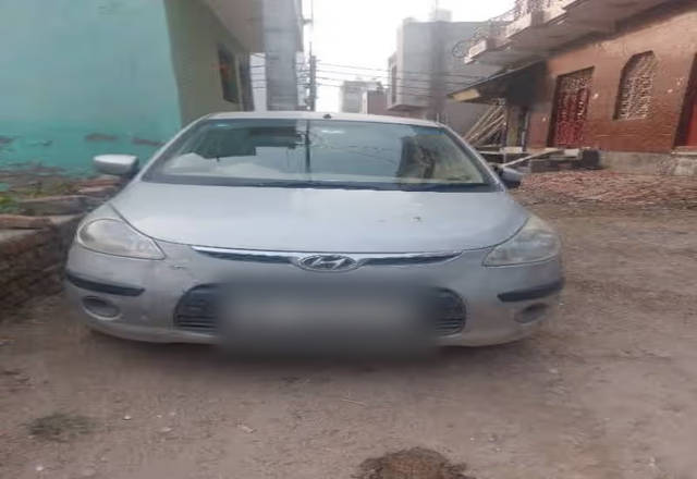 https://images10.gaadi.com/usedcar_image/4561315/original/ec58e099-453b-48f5-8134-a20b2e72f026.?imwidth=6400