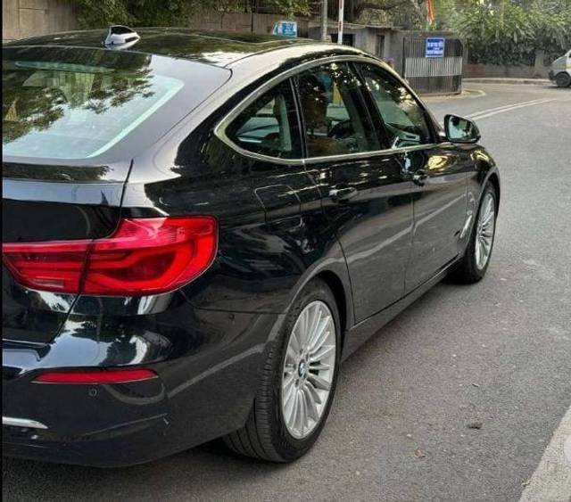 https://images10.gaadi.com/usedcar_image/4561327/original/processed_e56f8f9ec428aa163fbab17d9870a2ac.jpg?imwidth=6402